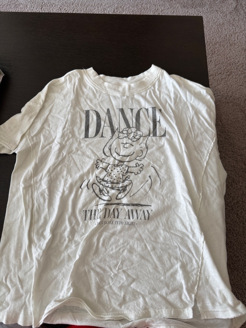 aerie White Short Sleeve Graphic Tee with Gray Print